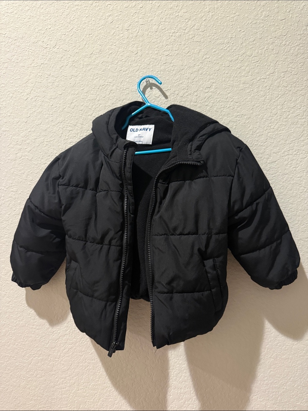 Old Navy water resistant Black Kids Puffer Jacket with Hood 3T